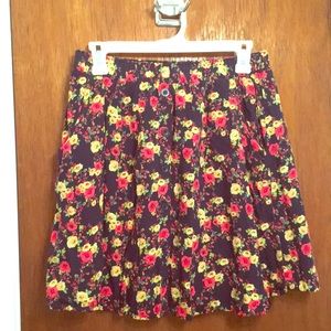 Forever 21 skirt dark blue, bundle at $3